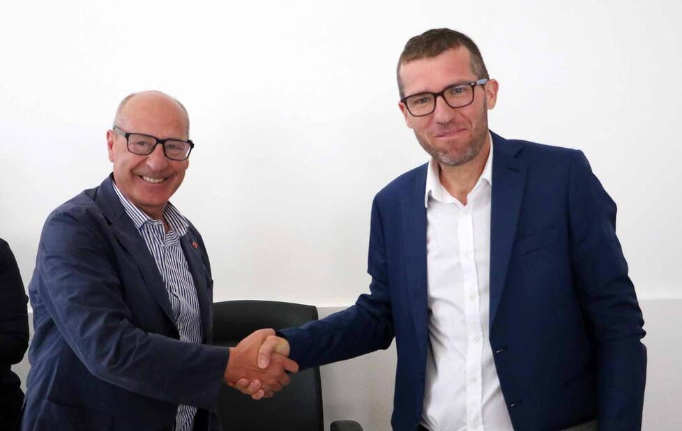 Il passaggio di consegne tra Paolo Gozzani e Nicola Del Vecchio