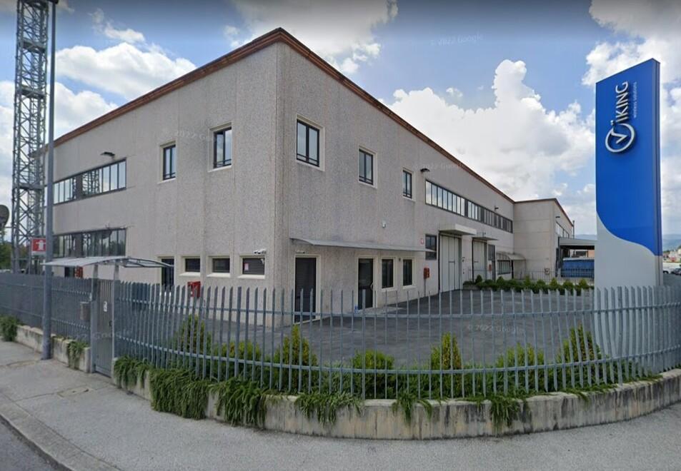 La sede di Chiesina Uzzanese della “Viking Italy”, azienda che opera da vent’anni nelle telecomunicazioni nazionali e internazionali