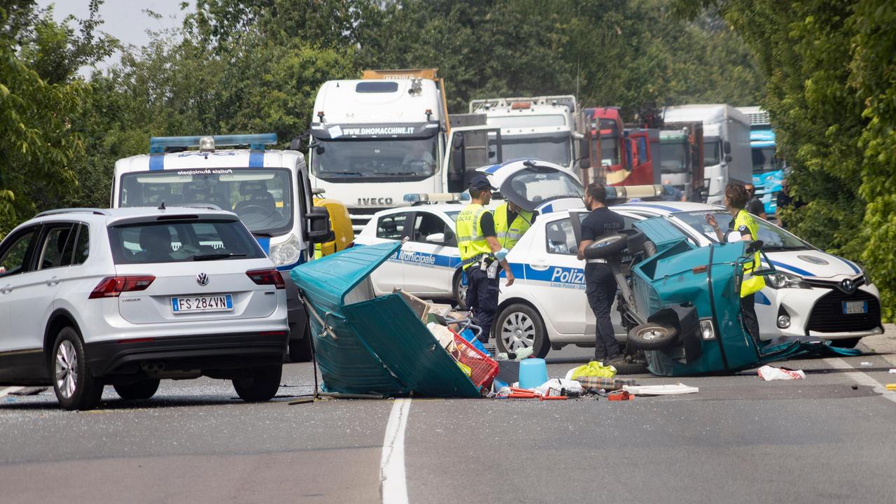 Guastalla, Apecar contro Suv: muore il 71enne Gianni Negri