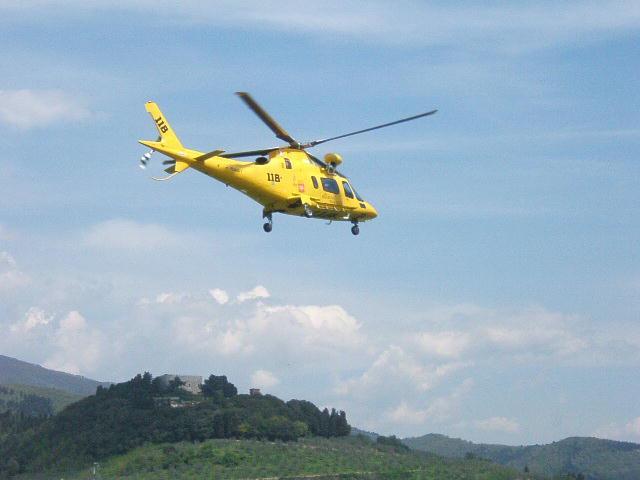 Incidente sul lavoro a Castelfranco: operaio di 43 anni portato in ospedale con l'elisoccorso