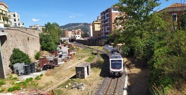 Piccola spinta in avanti per il treno della Barbagia 