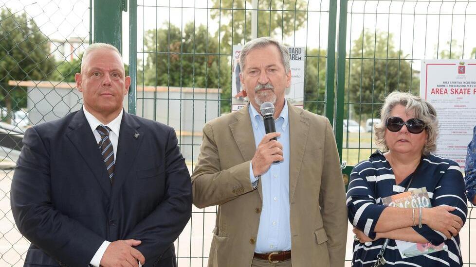 ll sindaco Antonfrancesco Vivarelli Colonna con Gabriele Baccetti e Silvia Rossi