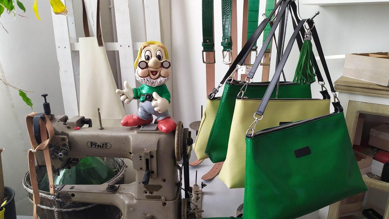 Bis Bag Il marchio scandiccese spopola con le borse green di pelle riciclata