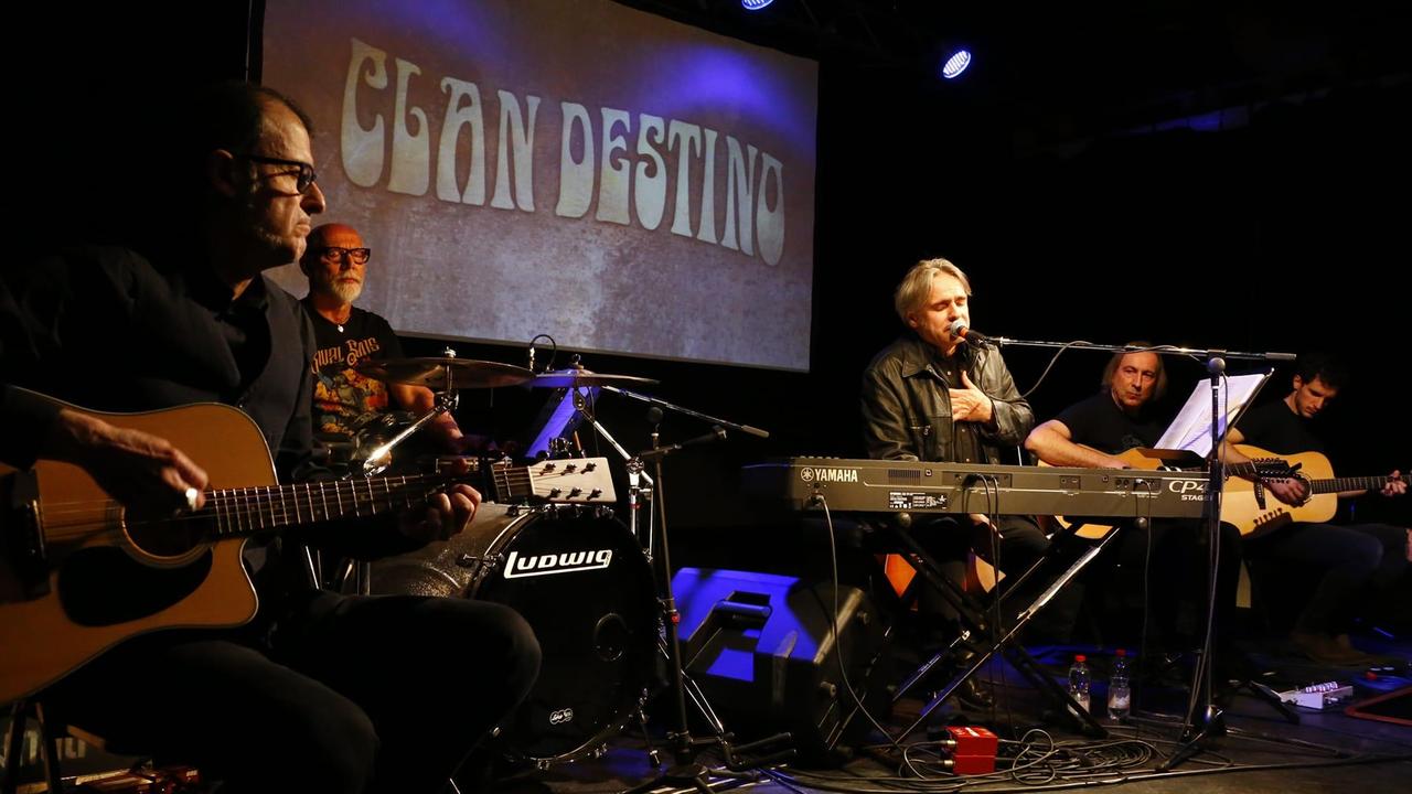 I Clan Destino per Ghezzi a Correggio