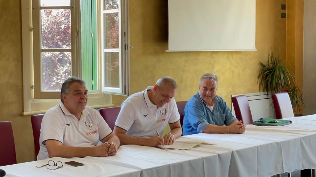 La Conad Reggio Emilia cede il titolo di A1 al Siena