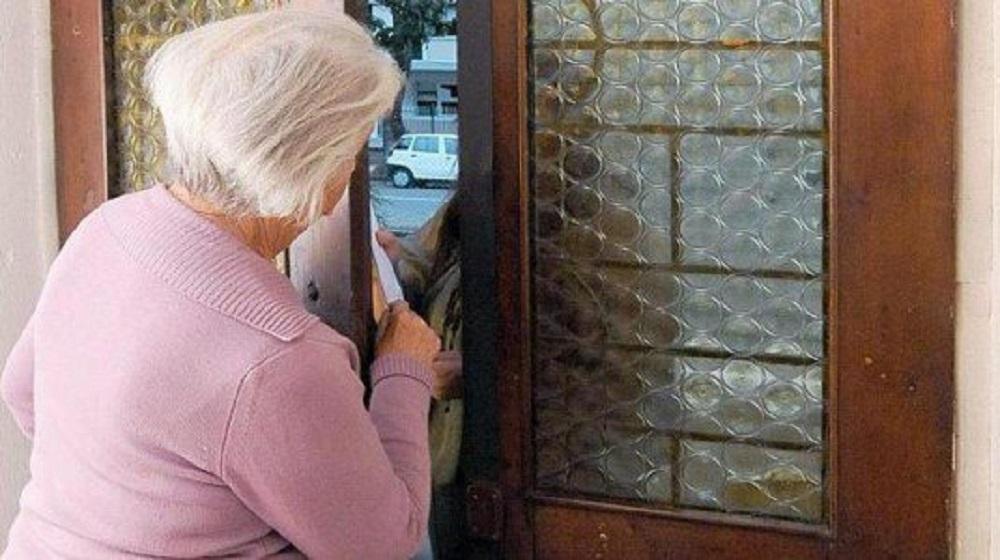 «A suo figlio servono soldi». Anziani soli nel mirino a Rubiera