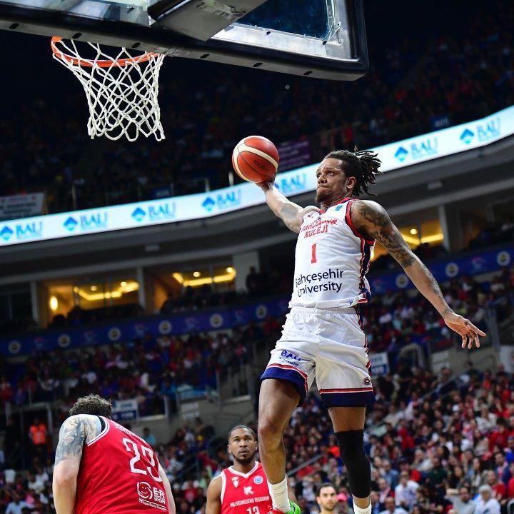 Basket, nuovo acquisto della Dinamo: arriva Jamal Jones 