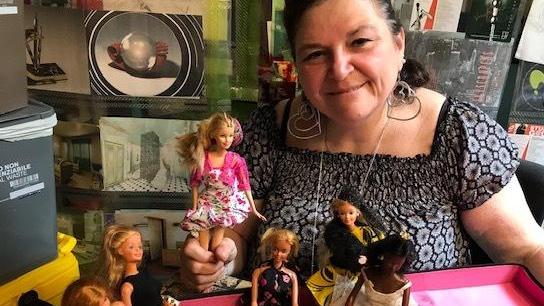 Ha settecento Barbie «Non sono bambole sono icone di stile»
