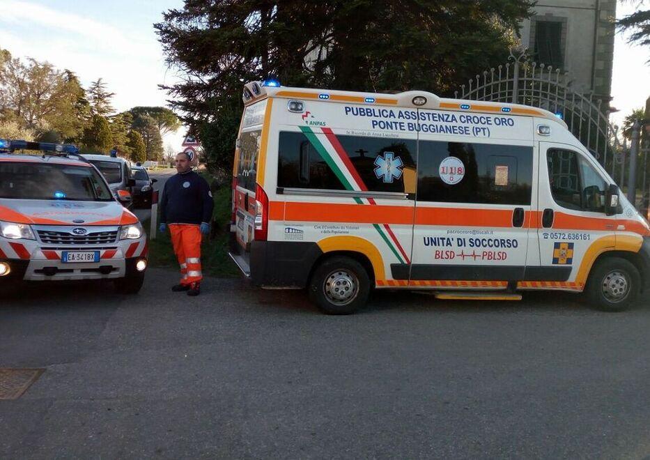 In moto contro un’auto: grave
