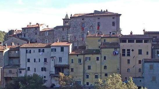 Sassetta, avanti a piccoli passi
