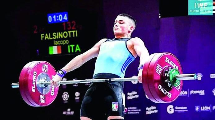 Pesistica, il camiorese Iacopo Falsinotti è argento ai Mondiali Youth: «Un risultato super»