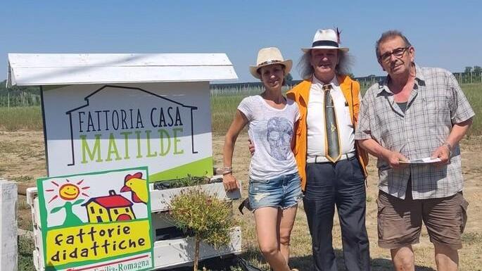 «Il gallo Garibaldi non si tocca», parte la controprotesta