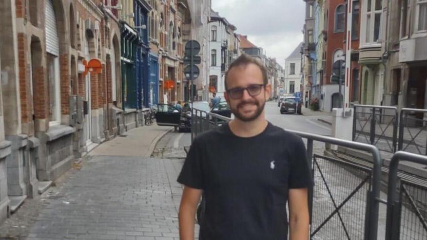 Ingegnere pratese di 32 anni si licenzia e va a lavorare in Belgio: «Niente cartellino, ma obiettivi»