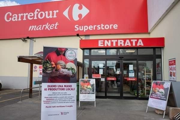 Il Carrefour di via Scansanese in città