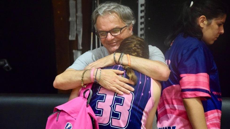 L'abbraccio finale nonostante la sconfitta: il Jolly Acli ce l'ha messa tutta
