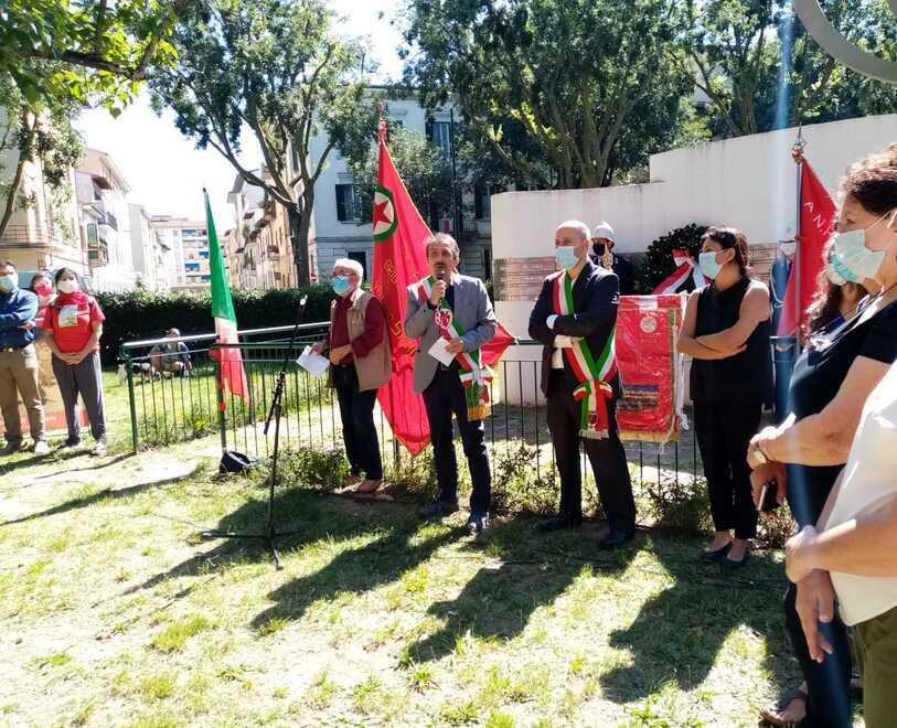 Soldato russo alla cerimonia. «L’Anpi doveva avvisare» 