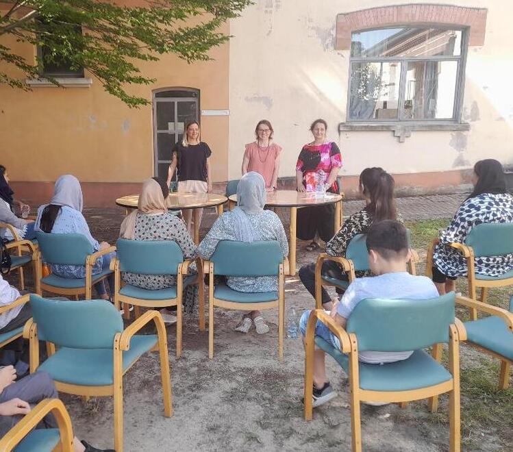 Carpi. Le rifugiate afghane «Qui possiamo studiare I talebani lo vietavano» 