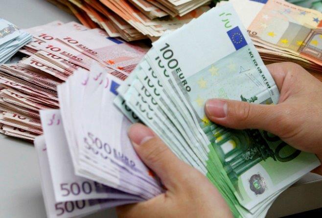 Pisa, fece sparire oltre 22mila euro dal conto della sua assistita 