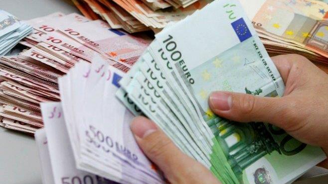 Pisa, fece sparire oltre 22mila euro dal conto della sua assistita