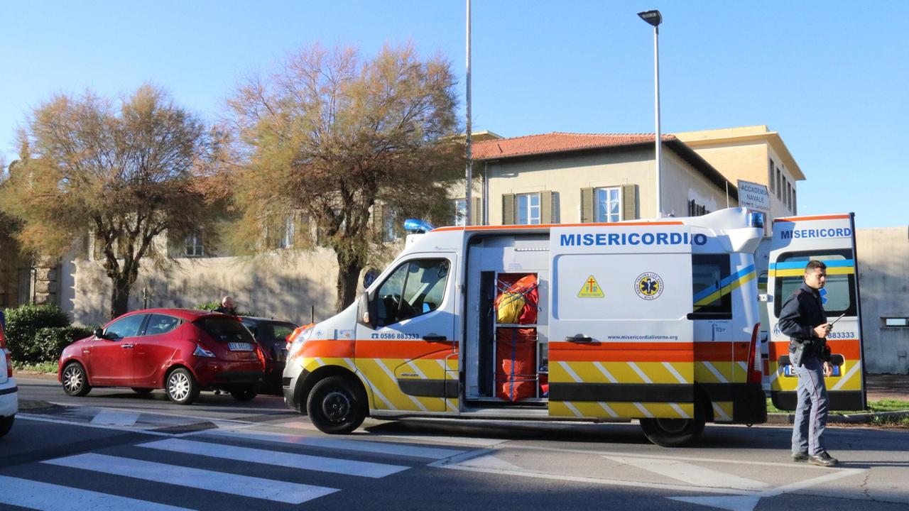Un'ambulanza della Misericordia di via Verdi (foto d'archivio)
