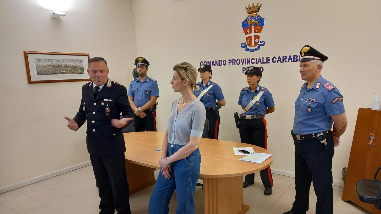 Un momento della conferenza stampa nel comando dei carabinieri di Prato