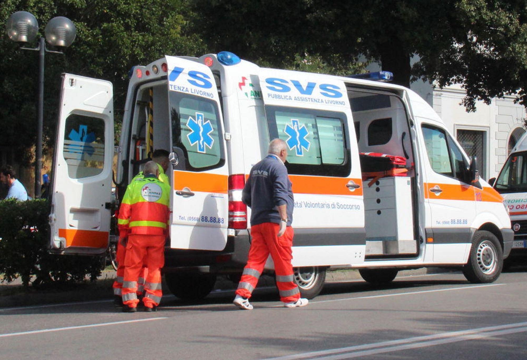 Un'ambulanza della Svs (foto d'archivio)