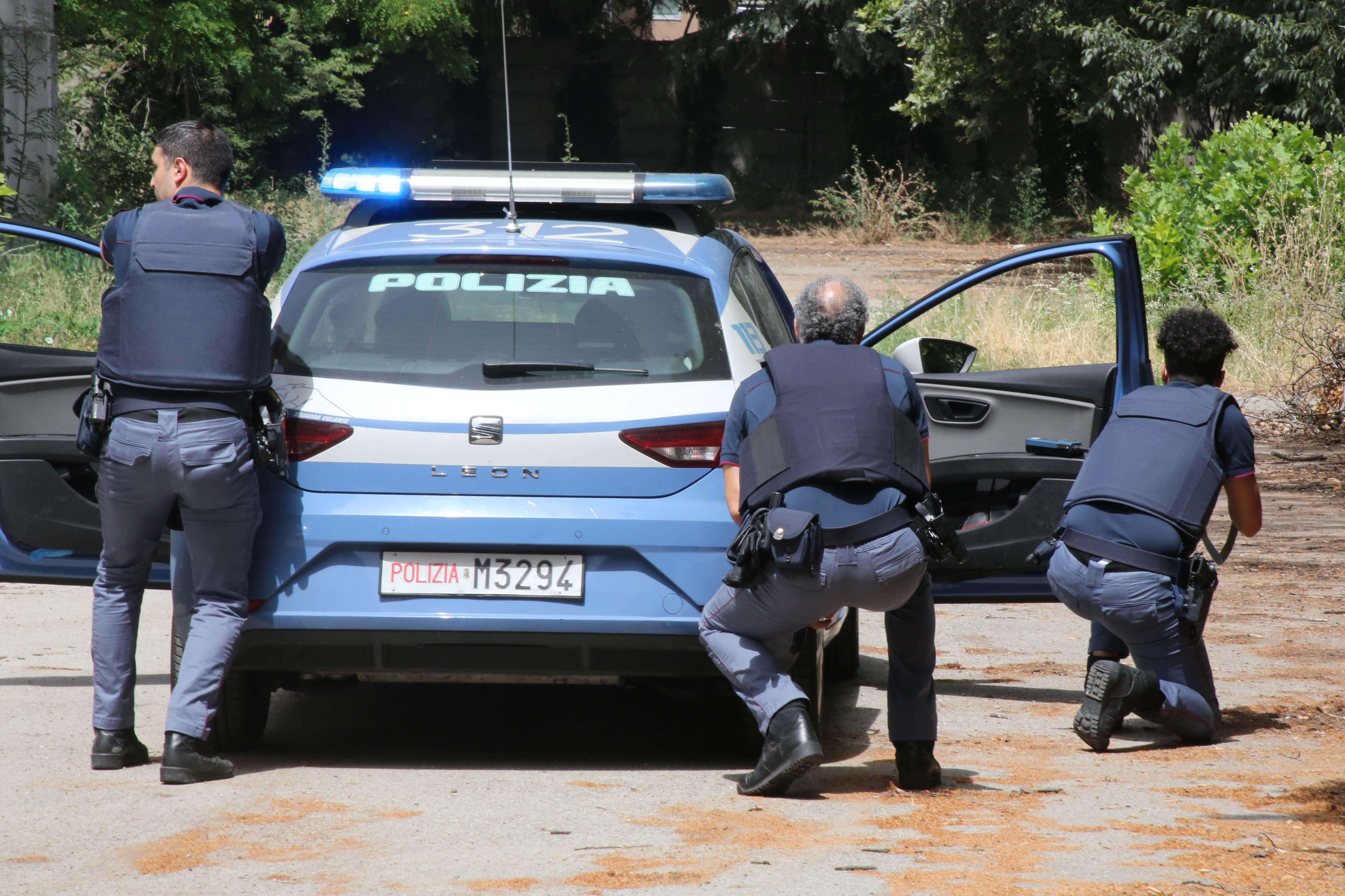 Gli interventi dei poliziotti “ispirati” da fatti di cronaca accaduti a Reggio Emilia e provincia