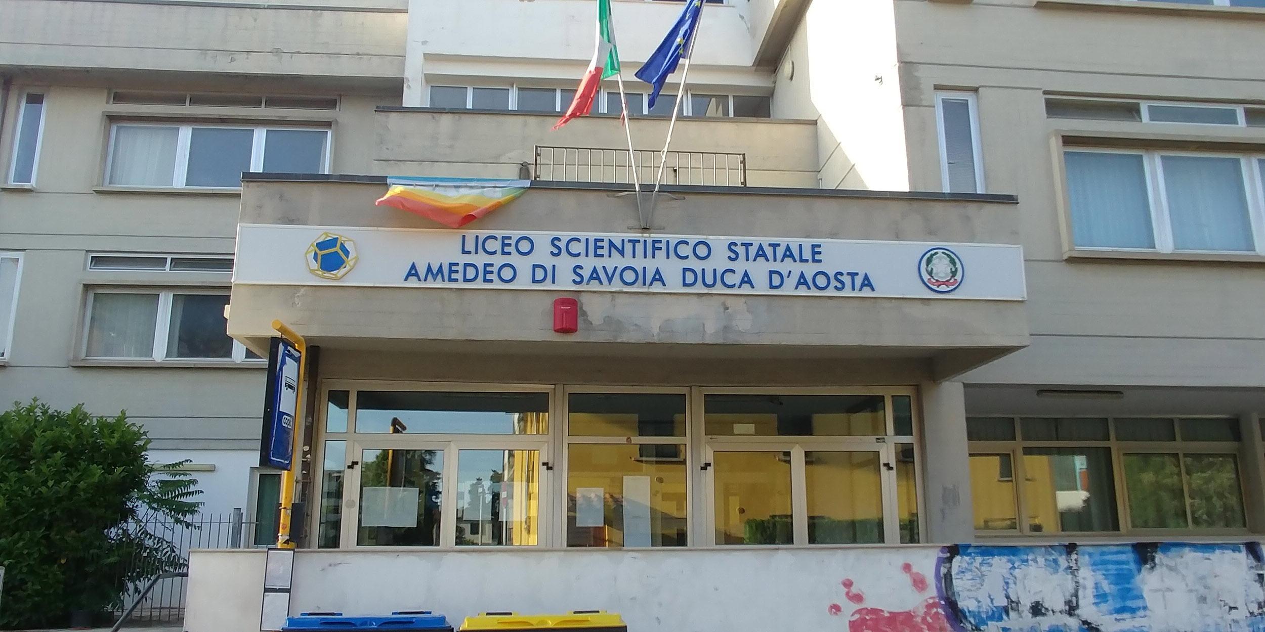 Scientifico a Pistoia: via il nome dei Savoia. È scontro: le ragioni del sì e del no