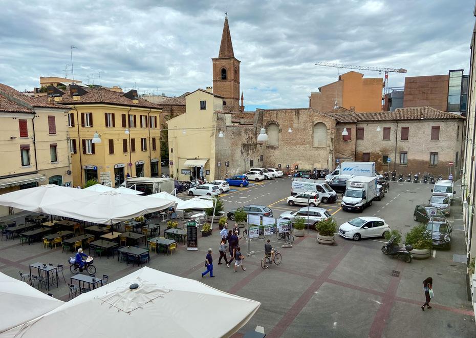 Cortevecchia raccoglie 2.800 voti dei ferraresi per il futuro della piazza 