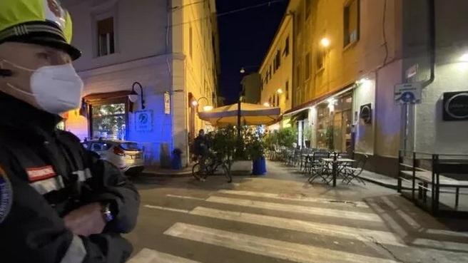Più vigilanti e lotta al drink selvaggio, ecco il piano contro la mala movida