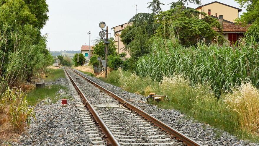 un tratto della linea ferroviaria tra Empoli e Granaiolo, nel comune castellano