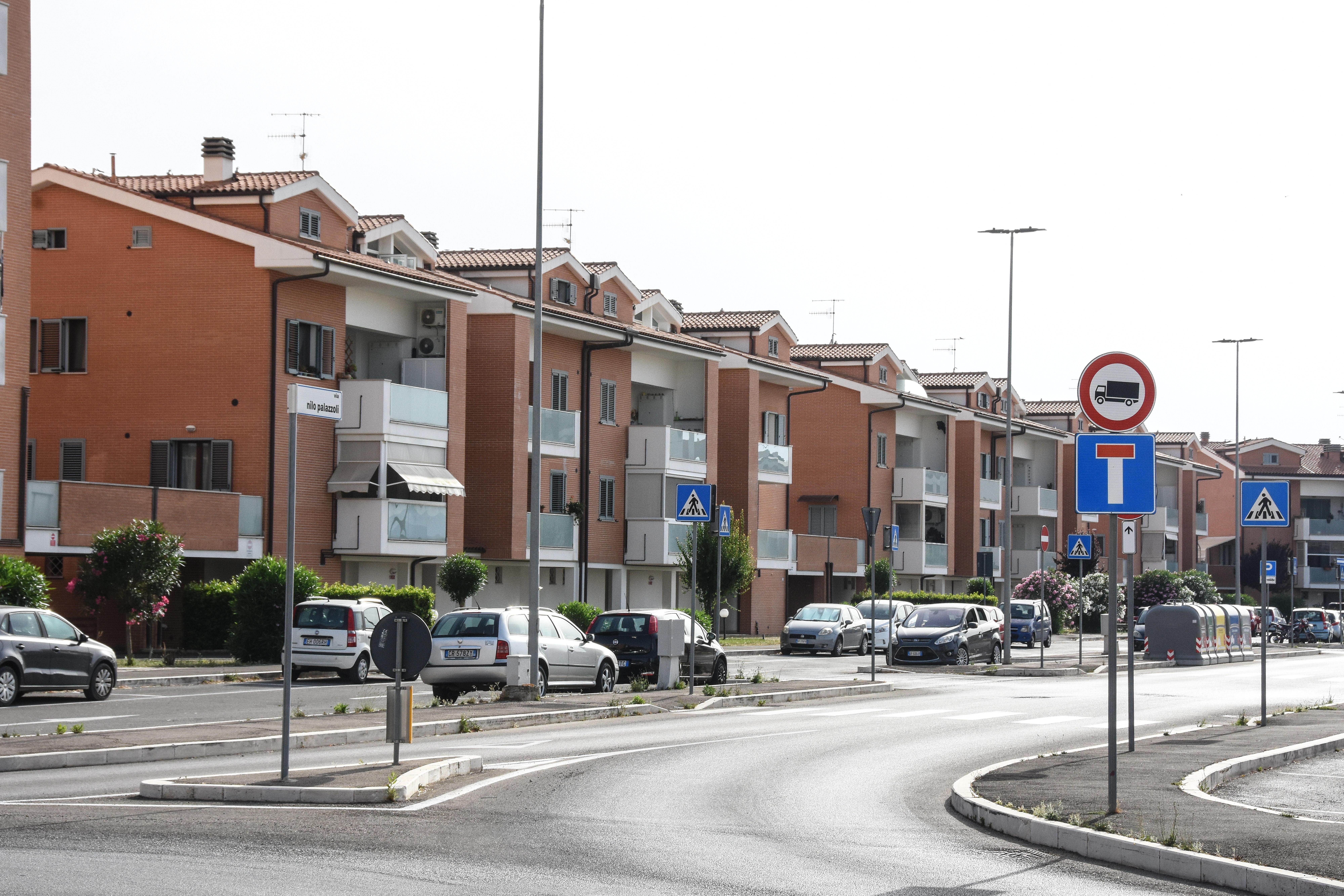 Via Nilo Palazzoli, da qui è partito l’esposto