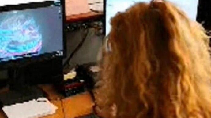 Le forze dell’ordine monitorano una vicenda di “revenge porn”, alias vendetta pornografica
