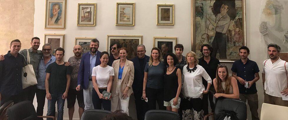 L'affollata conferenza stampa di presentazione