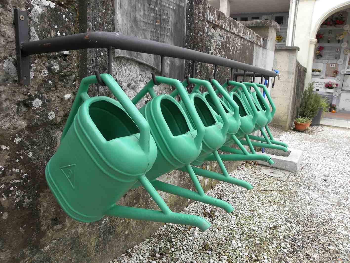 Ferrara, da domani vietato innaffiare orti e giardini e lavare automezzi dalle 8 alle 21