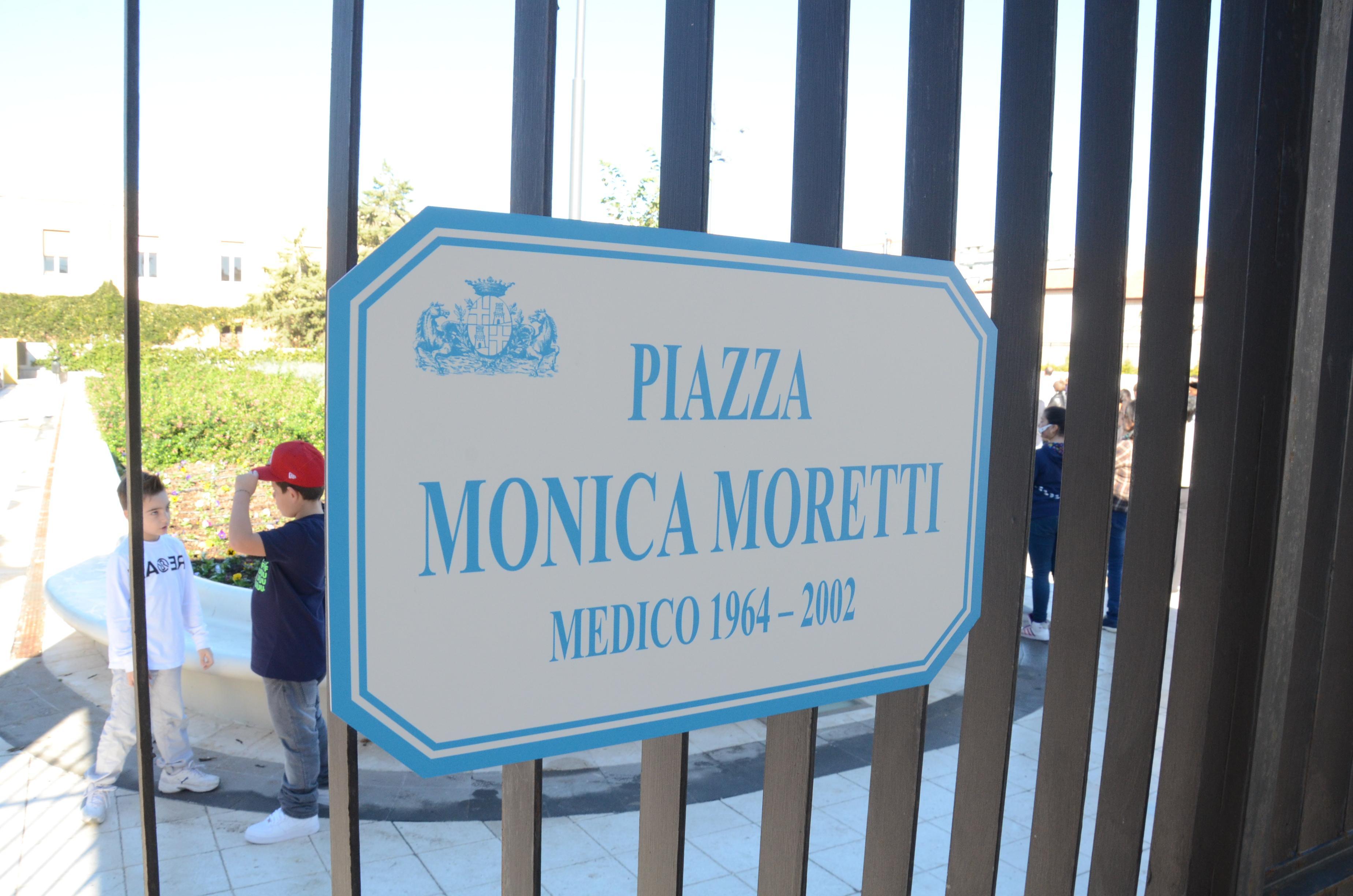 Una piazza con il suo nome per dire basta alla violenza