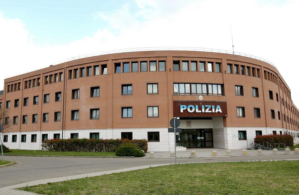 Modena Finte nozze per i permessi: un poliziotto va a giudizio 