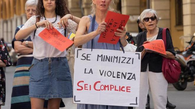 Modena Violenza e maltrattamenti alla ex Condannato a 7 anni e 9 mesi