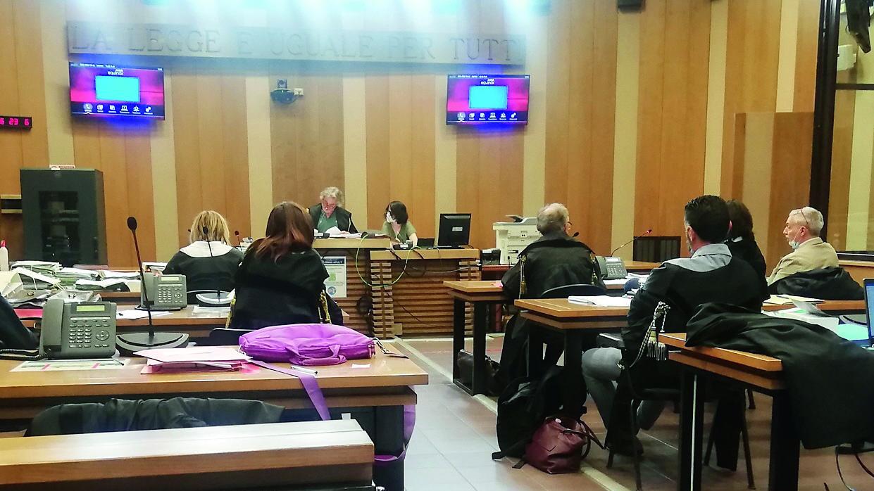 «L'artigiano non morì d'infarto, cadde da un ponteggio di fortuna»