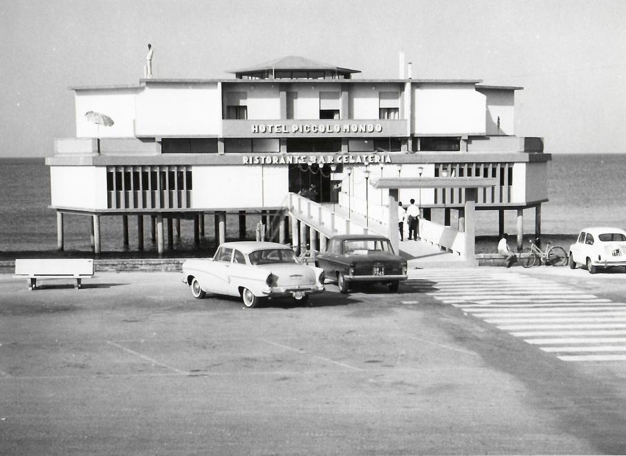 Piccolo Mondo, simbolo della Follonica ruggente, compie 60 anni 
