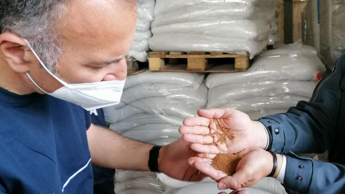 Sequestrate a Livorno 22 tonnellate di cereali trattati con pesticida