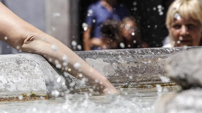 Siccità: Padova limita uso acqua potabile