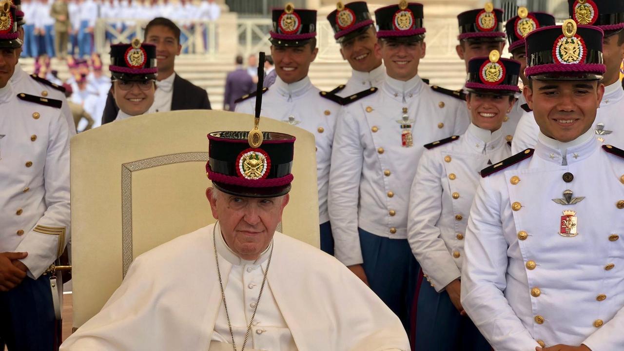 L’Accademia militare di Modena a Roma: visita speciale a Papa Francesco