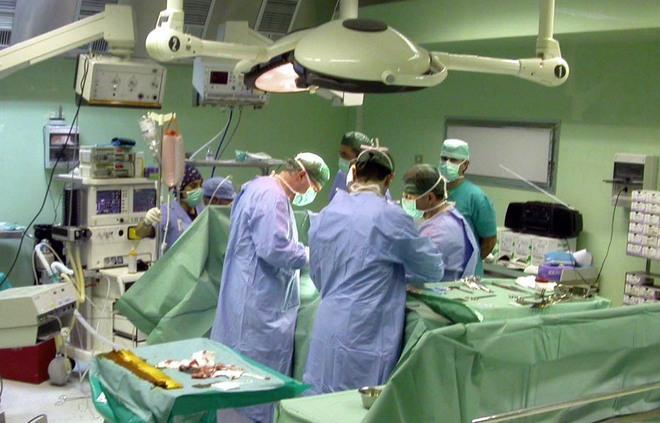 In sala operatoria ci sono 40 gradi: svengono infermieri e oss in ospedale a Firenze