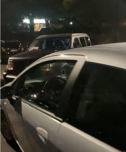 È rimasta parcheggiata nella zona di piazza Statuto giovedì fra le 21.15 e le 23.45