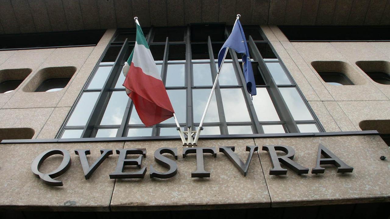 Prato, favori ai cinesi in cambio di soldi: il pubblico ministero chiede di condannare due poliziotti