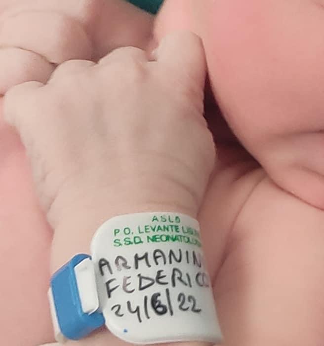 Federico, primo nato dopo 16 anni in un paese di dieci abitanti 