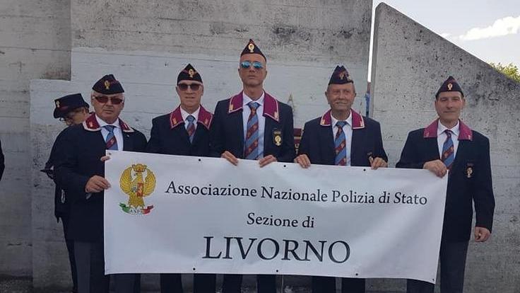 La sezione livornese dell’associazione polizia di Stato al raduno di Pontedera