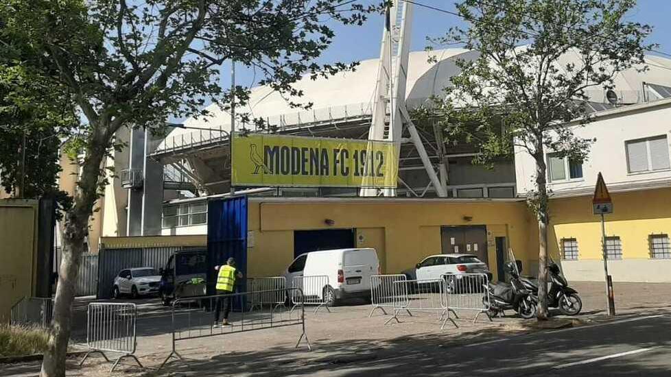 Modena Il Braglia si mette a nuovo per la B Nel piazzale c’è la “casa” del Var