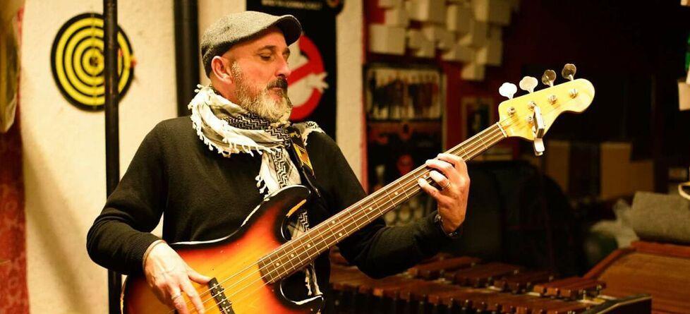 Scansano, musicista di 54 anni muore in vacanza 